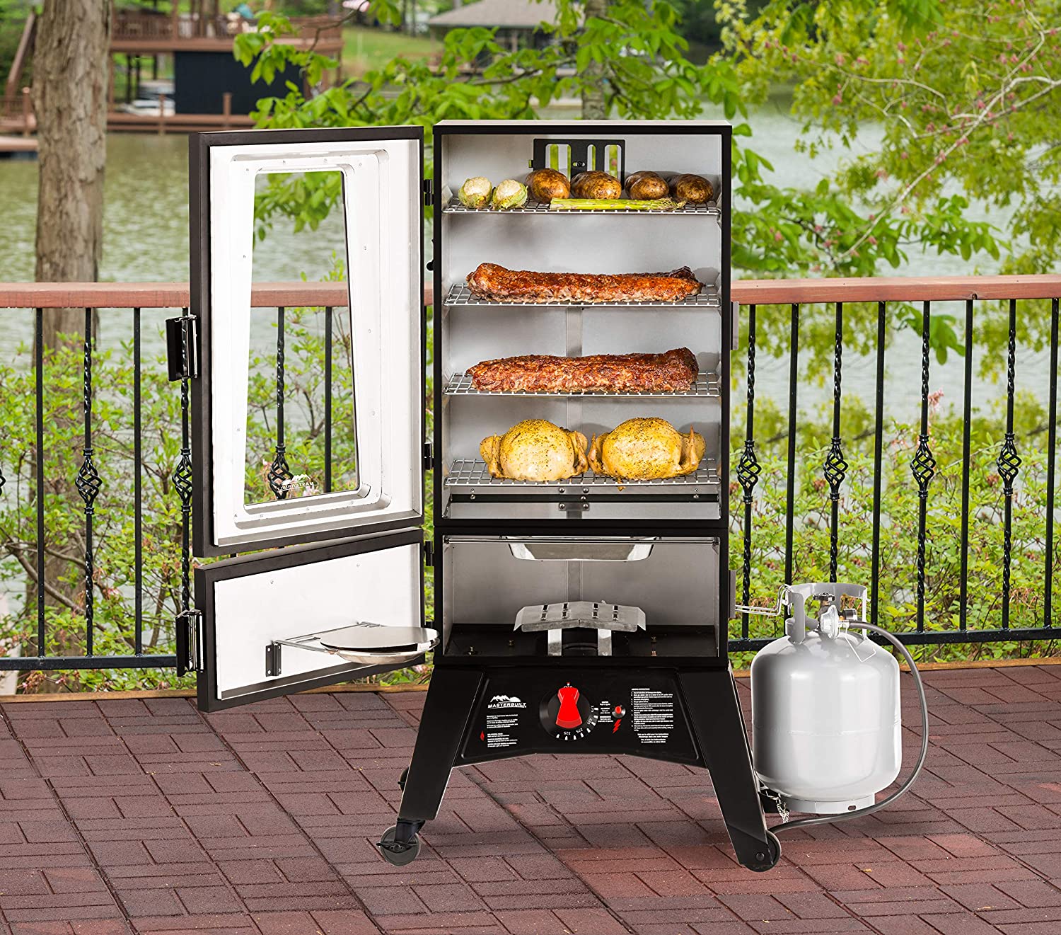 Best Propane Smoker (2021): Finding the Right Sidekick for Smoking Food You'll Love to Serve