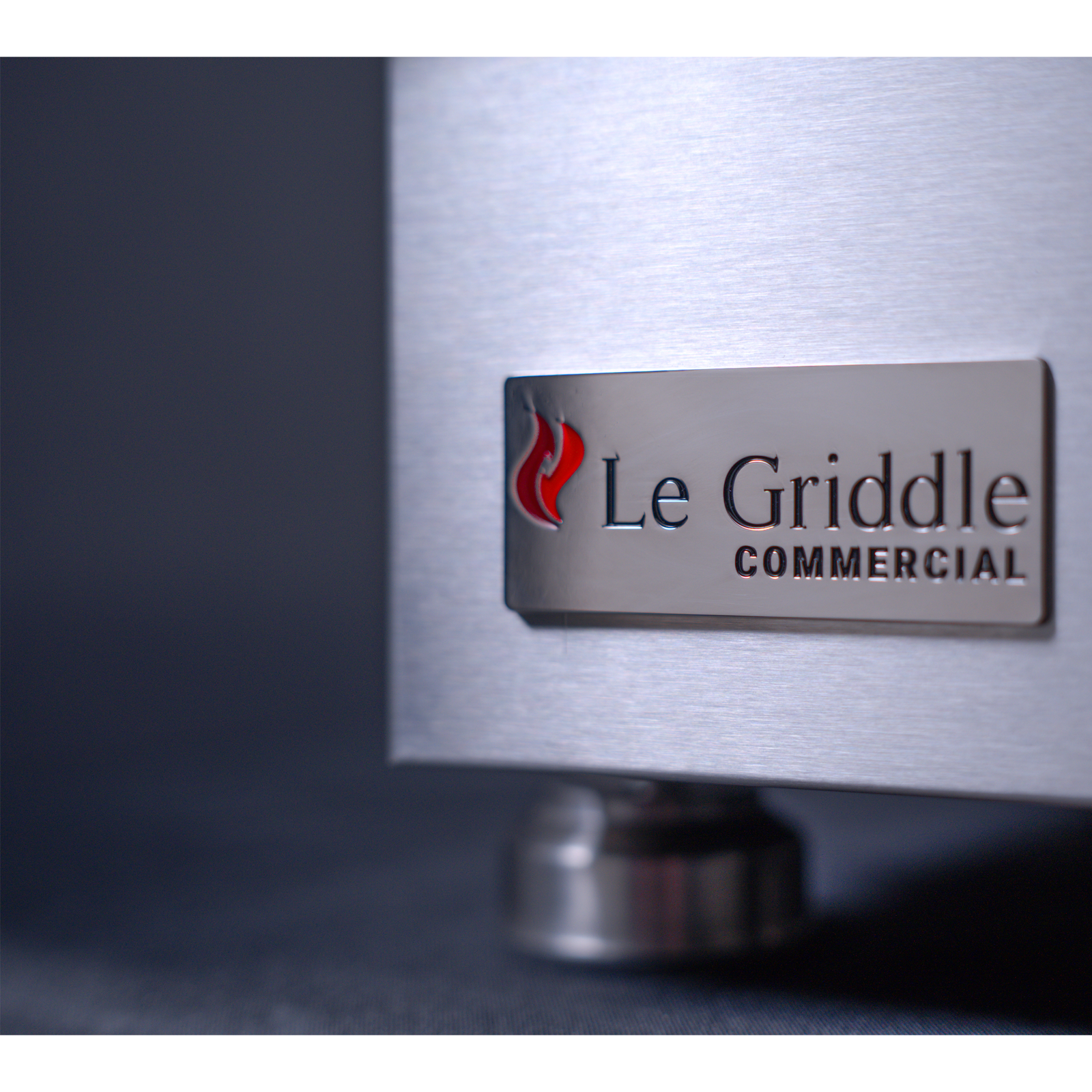 Le Griddle 30" Stainless Steel Commercial Series 75 2-Burner Gas Griddle - 6mm Plate