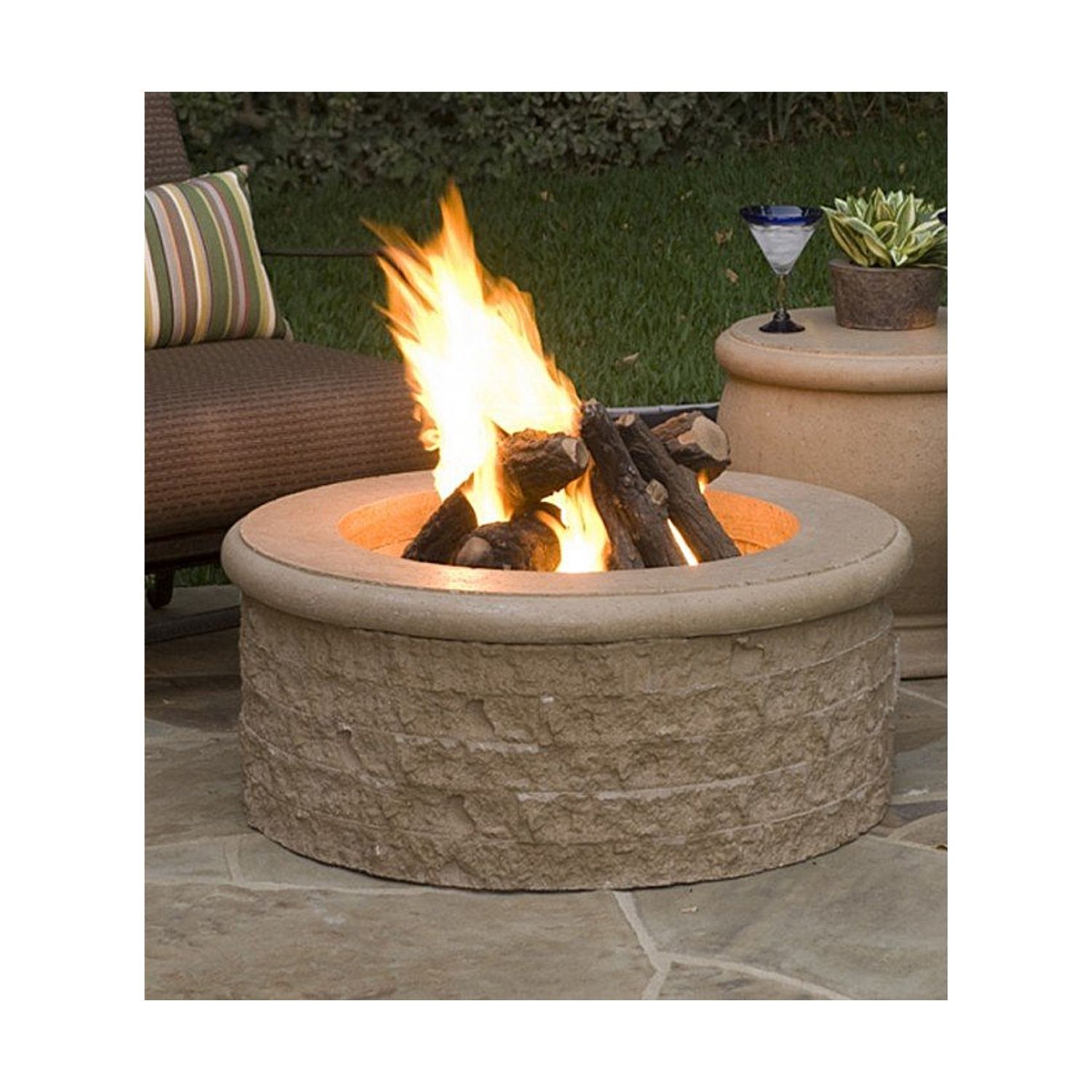 American Fyre Designs 680-F6 Chiseled 39" Round Café Blanco Fire Pit