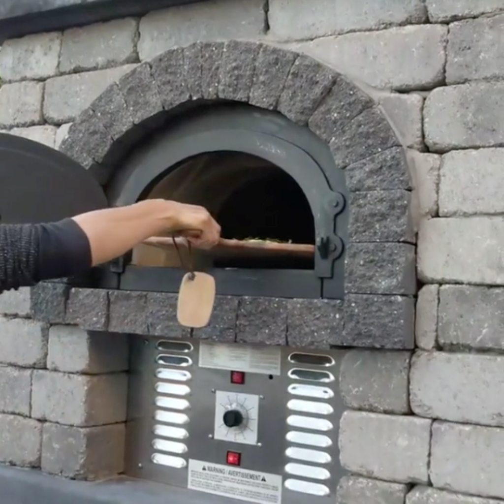 Chicago Brick Oven Duel Fuel Gas and Wood Fire Pizza Oven